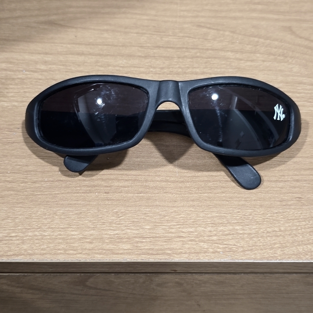 New York Yankees Bell Atlantic Mobile Sunglasses